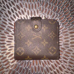 Louis Vuitton Monogram Canvas Zipper Wallet